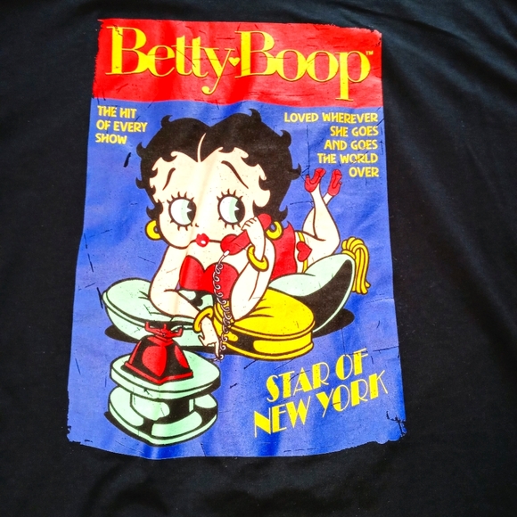 Rue 21 Oversized Tshirt - Picture 3 of 4